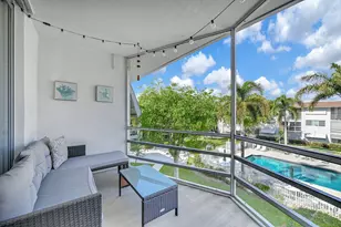400 SE 10th St, Deerfield Beach, FL 33441 - Photo 19
