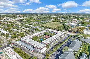 400 SE 10th St, Deerfield Beach, FL 33441 - Photo 31