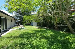 3390 Artesian Dr, Lake Worth, FL 33462 - Photo 25