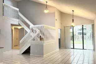 10461 NW 12th Ct, Plantation, FL 33322 - Photo 5