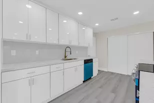 100 NE 26th Ct, Pompano Beach, FL 33064 - Photo 13