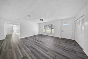 214 SE Duval Ave, Port Saint Lucie, FL 34983 - Photo 9