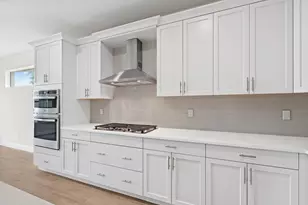 4018 Tower Pointe Wy, Vero Beach, FL 32967 - Photo 9