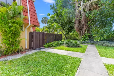 22958 Oxford Place #D, Boca Raton, FL 33433 - Photo 27
