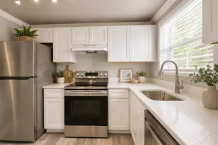 1638 Embassy Dr, West Palm Beach, FL 33401 - Photo 1
