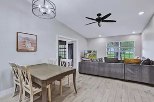 5544 Lakewood Cir S, Margate, FL 33063 - Photo 11