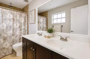 5544 Lakewood Cir S, Margate, FL 33063 - Photo 17