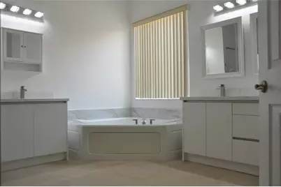 19496 S Whitewater Avenue, Weston, FL 33332 - Photo 11