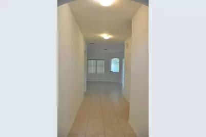 19496 S Whitewater Avenue, Weston, FL 33332 - Photo 5