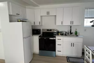 817 Tyler St, Hollywood, FL 33019 - Photo 7