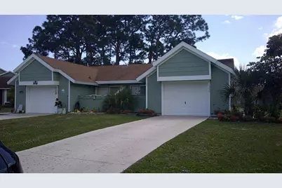 1350 SE La Haven Court, Port Saint Lucie, FL 34952 - Photo 1