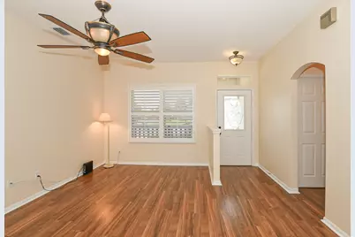 549 NW Portofino Lane, Port Saint Lucie, FL 34986 - Photo 9