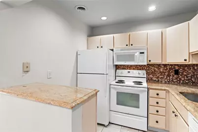 140 Cypress Club Drive #414, Pompano Beach, FL 33060 - Photo 9