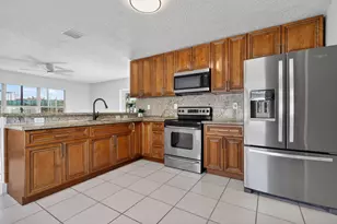2853 SW 174th Ave, Miramar, FL 33029 - Photo 13