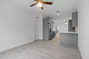 911 8th St, West Palm Beach, FL 33401 - Photo 5