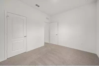 7855 104th Avenue, Vero Beach, FL 32967 - Photo 13