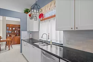 178 Hampton Pl, Jupiter, FL 33458 - Photo 15