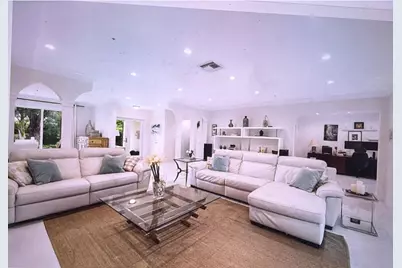 719 NE 26th Avenue, Fort Lauderdale, FL 33304 - Photo 9