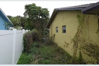 6663 Riggers Road, Lake Worth, FL 33462 - Photo 3