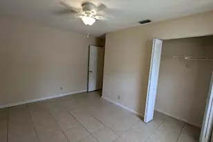 1157 Hyacinth Pl, Wellington, FL 33414 - Photo 13