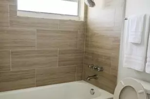 500 Bonnie Blvd, Palm Springs, FL 33461 - Photo 3