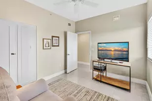 7735 Yardley Dr, Tamarac, FL 33321 - Photo 33