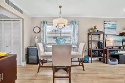 211 Valencia, Delray Beach, FL 33446 - Photo 9