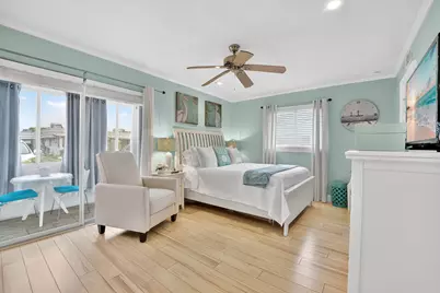 211 Valencia, Delray Beach, FL 33446 - Photo 11