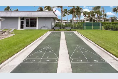 211 Valencia, Delray Beach, FL 33446 - Photo 23
