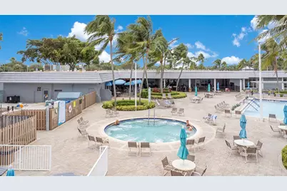 211 Valencia, Delray Beach, FL 33446 - Photo 25