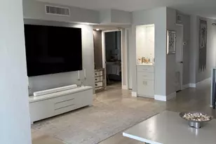 2200 NE 33rd Ave, Fort Lauderdale, FL 33305 - Photo 3