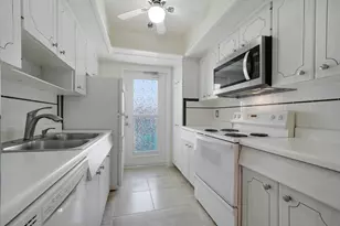 37 Yacht Club Dr, North Palm Beach, FL 33408 - Photo 9