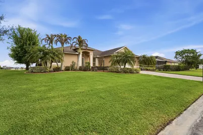 1215 Southlakes Way SW, Vero Beach, FL 32968 - Photo 5