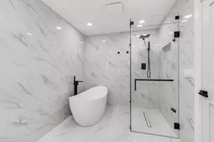 360 SW 2nd St, Boca Raton, FL 33432 - Photo 37