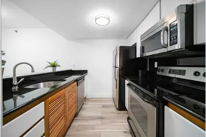 834 Ocean Drive #406, Miami Beach, FL 33139 - Photo 5