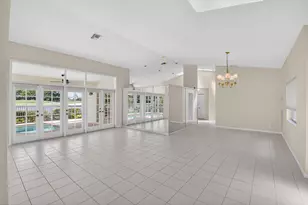 6180 Golf Villas Dr, Boynton Beach, FL 33437 - Photo 7