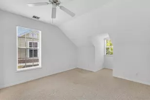 814 Carolina Cir SW, Vero Beach, FL 32962 - Photo 17