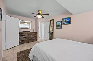 2872 SE Wiltshire Terrace, Port Saint Lucie, FL 34952 - Photo 17