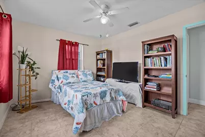 2872 SE Wiltshire Terrace, Port Saint Lucie, FL 34952 - Photo 23