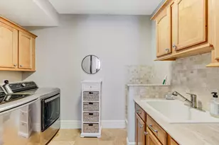 170 Isle of Venice Dr, Fort Lauderdale, FL 33301 - Photo 27