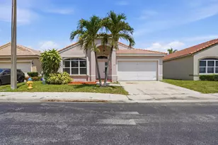 1495 SW 105th Ave, Pembroke Pines, FL 33025 - Photo 1