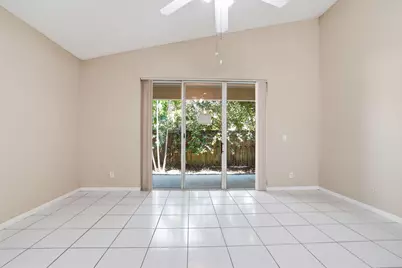 1495 SW 105th Avenue, Pembroke Pines, FL 33025 - Photo 19
