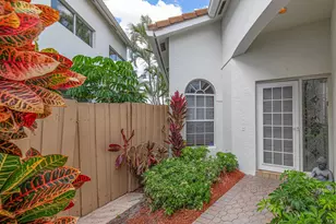 2489 NW 66th Dr, Boca Raton, FL 33496 - Photo 5