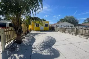 413 N E St, Lake Worth Beach, FL 33460 - Photo 1