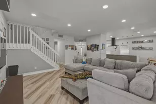 310 NW 207th Way, Pembroke Pines, FL 33029 - Photo 25