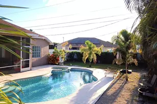 523 SW Gale Ln, Port Saint Lucie, FL 34953 - Photo 13