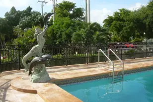 1000 Spanish River Rd, Boca Raton, FL 33432 - Photo 19