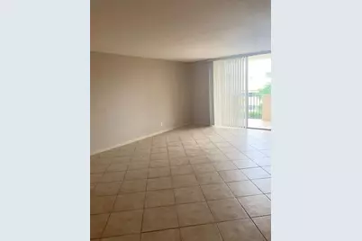 1000 Spanish River Road #3b, Boca Raton, FL 33432 - Photo 3