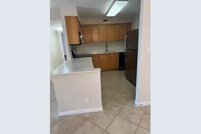 1000 Spanish River Road #3b, Boca Raton, FL 33432 - Photo 5