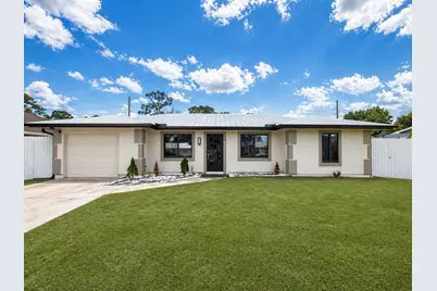 568 SE Chapman Avenue, Port Saint Lucie, FL 34984 - Photo 5